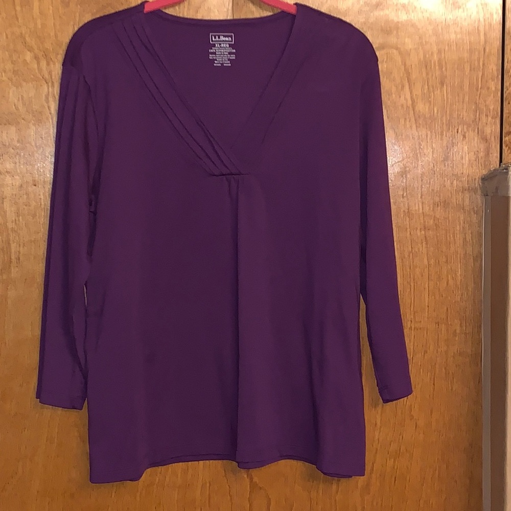LL Bean v-neck 3/4 sleeve cotton top